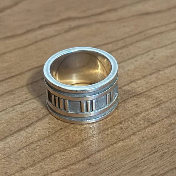 Tiffany & Co. 925 ‘Atlas’ Band Ring - 5.5 - Picture 4 of 4